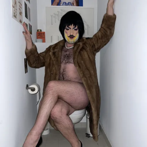 Drag and Welcome